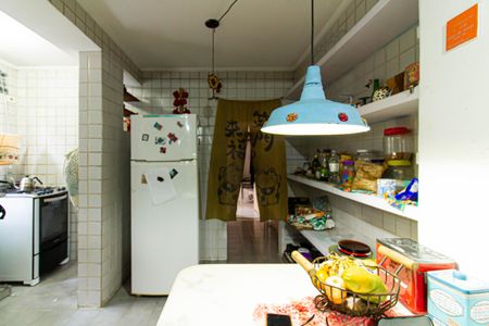 Casa à venda com 309m², 4 quartos e 3 vagasEdícula - Cozinha