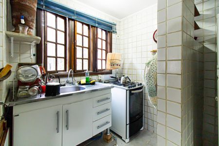 Casa à venda com 309m², 4 quartos e 3 vagasEdícula - Cozinha