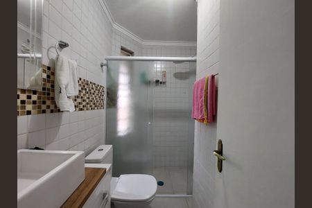 Casa à venda com 196m², 3 quartos e 1 vaga Casa à venda com 196m², 3 quartos e 1 vagaBanheiro