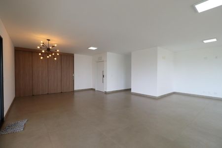 Apartamento para alugar com 295m², 4 quartos e 4 vagasSala