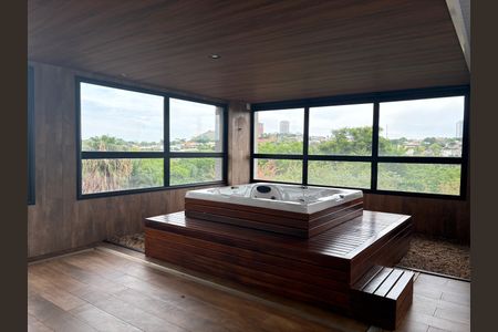 Apartamento para alugar com 295m², 4 quartos e 4 vagasÁrea comum - Piscina