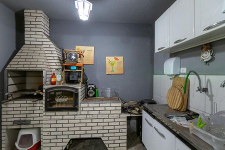 Casa à venda com 160m², 2 quartos e 2 vagasQuintal - Churrasqueira