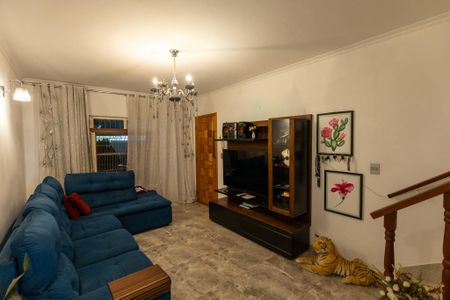 Casa à venda com 160m², 2 quartos e 2 vagasSala