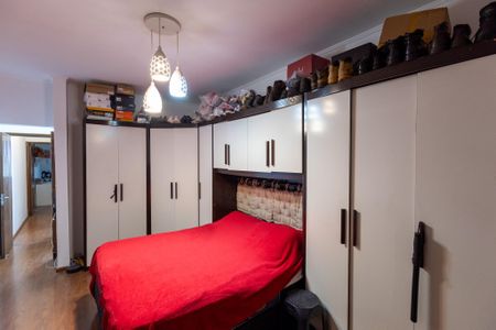 Casa à venda com 160m², 2 quartos e 2 vagas Suíte 1