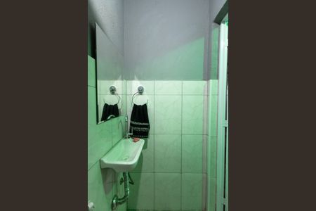 Casa à venda com 160m², 2 quartos e 2 vagasBanheiro de Serviço