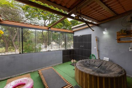 Casa à venda com 160m², 2 quartos e 2 vagasEspaço spa
