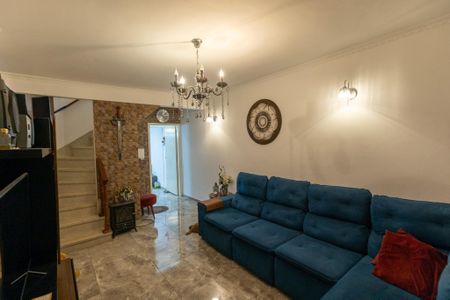 Casa à venda com 160m², 2 quartos e 2 vagasSala