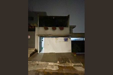 Casa à venda com 160m², 2 quartos e 2 vagasFachada