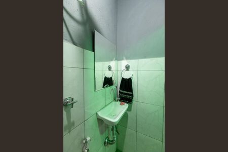 Casa à venda com 160m², 2 quartos e 2 vagasBanheiro de Serviço