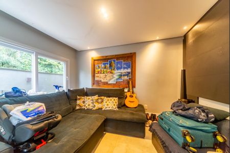 Casa de condomínio para alugar com 357m², 3 quartos e 4 vagas Casa de condomínio para alugar com 357m², 3 quartos e 4 vagasSala 2