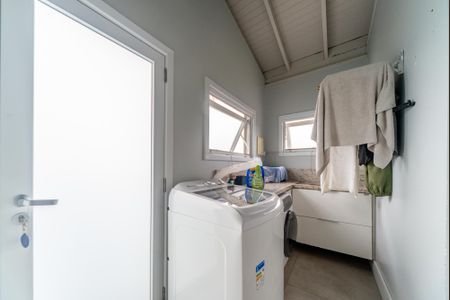 Casa de condomínio para alugar com 357m², 3 quartos e 4 vagas Casa de condomínio para alugar com 357m², 3 quartos e 4 vagasÁrea de Serviço