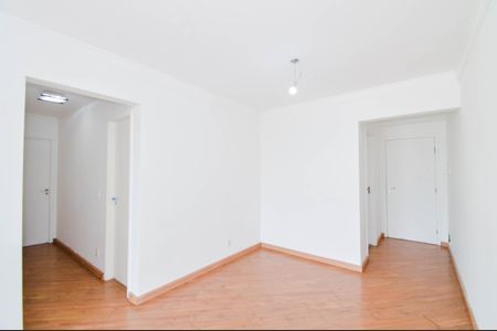 Sala de apartamento para alugar com 3 quartos, 75m² em Vila Augusta, Guarulhos