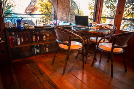 Casa à venda com 500m², 5 quartos e 6 vagasSala