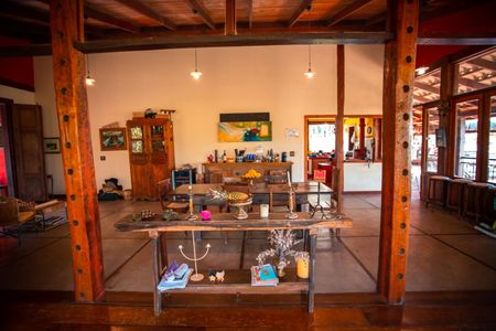 Casa à venda com 500m², 5 quartos e 6 vagasSala