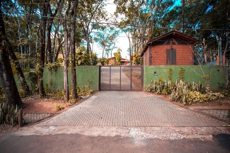 Casa à venda com 500m², 5 quartos e 6 vagasFachada