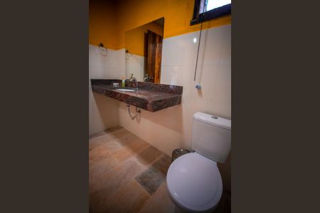 Casa à venda com 500m², 5 quartos e 6 vagasBanheiro 2