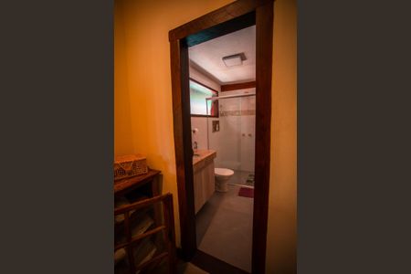 Casa à venda com 500m², 5 quartos e 6 vagasBanheiro 1