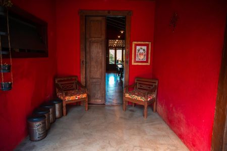 Casa à venda com 500m², 5 quartos e 6 vagasEntrada