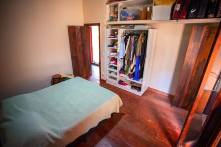 Casa à venda com 500m², 5 quartos e 6 vagasSuíte 2