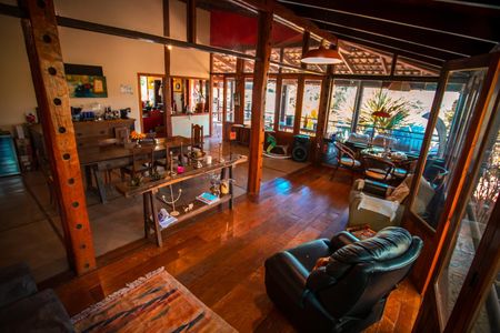 Casa à venda com 500m², 5 quartos e 6 vagasSala