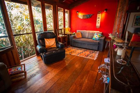 Casa à venda com 500m², 5 quartos e 6 vagasSala