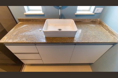 Apartamento à venda com 90m², 2 quartos e 1 vagaBanheiro 1