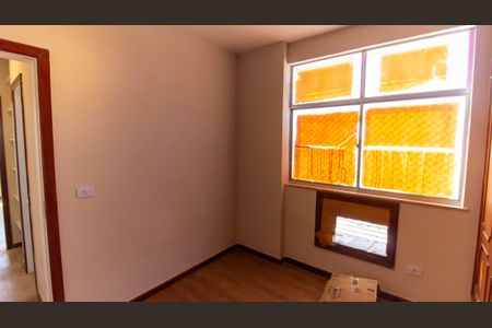 Apartamento à venda com 90m², 2 quartos e 1 vagaQuarto 2