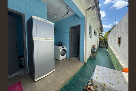 Casa à venda com 209m², 3 quartos e 2 vagas Casa à venda com 209m², 3 quartos e 2 vagasÁrea de Serviço