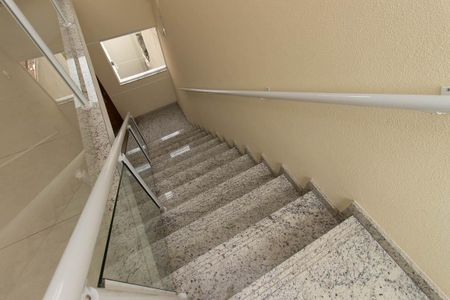 Apartamento à venda com 70m², 3 quartos e 1 vagaEscada