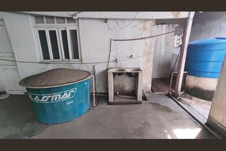 Casa de condomínio para alugar com 100m², 2 quartos e 1 vagaQuarto e Banheiro de Serviço