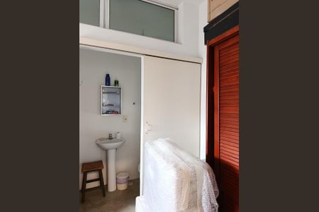 Apartamento para alugar com 200m², 3 quartos e 1 vaga Apartamento para alugar com 200m², 3 quartos e 1 vagaBanheiro de Serviço