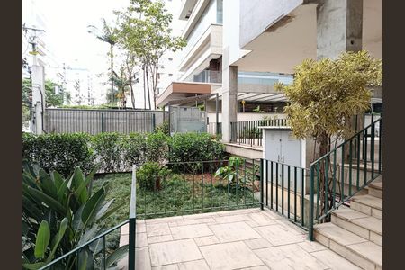 Apartamento para alugar com 200m², 3 quartos e 1 vaga Apartamento para alugar com 200m², 3 quartos e 1 vagaÁrea comum