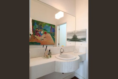 Apartamento para alugar com 200m², 3 quartos e 1 vaga Apartamento para alugar com 200m², 3 quartos e 1 vagaLavabo