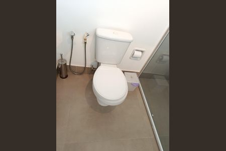 Apartamento para alugar com 200m², 3 quartos e 1 vaga Apartamento para alugar com 200m², 3 quartos e 1 vagaBanheiro da Suíte