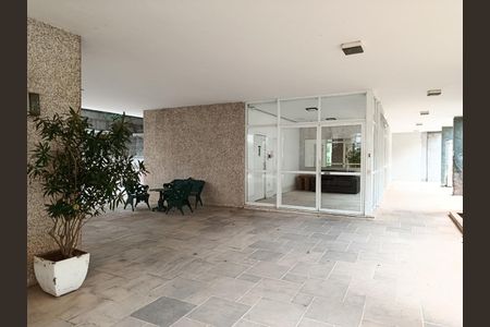 Apartamento para alugar com 200m², 3 quartos e 1 vaga Apartamento para alugar com 200m², 3 quartos e 1 vagaÁrea comum