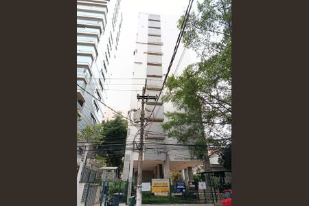 Apartamento para alugar com 200m², 3 quartos e 1 vaga Apartamento para alugar com 200m², 3 quartos e 1 vagaFachada