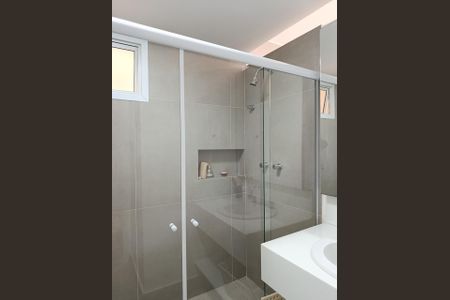 Apartamento para alugar com 200m², 3 quartos e 1 vaga Apartamento para alugar com 200m², 3 quartos e 1 vagaBanheiro 2