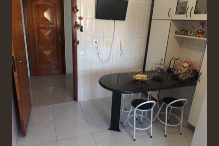 Apartamento à venda com 202m², 3 quartos e 2 vagas