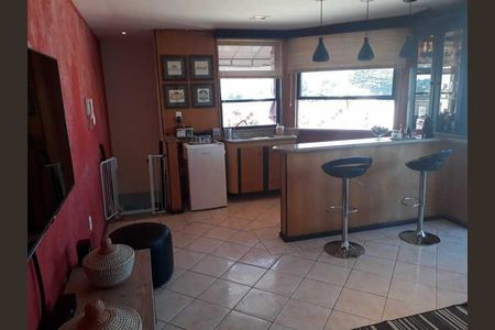 Apartamento à venda com 202m², 3 quartos e 2 vagas