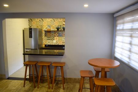 Apartamento à venda com 65m², 2 quartos e 1 vagaÁrea comum