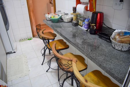 Apartamento à venda com 65m², 2 quartos e 1 vagaCozinha