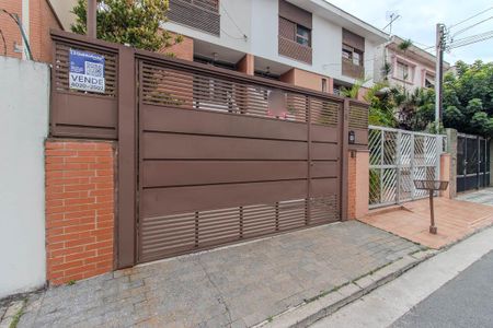 Casa à venda com 213m², 3 quartos e 5 vagasFachada