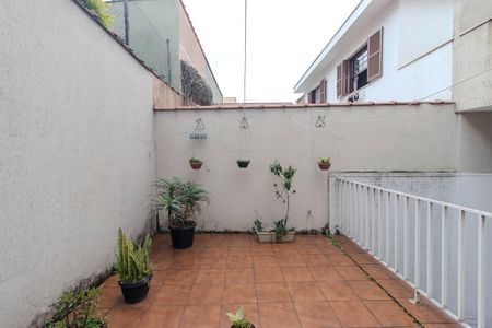 Casa à venda com 213m², 3 quartos e 5 vagasQuintal
