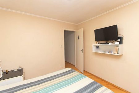 Casa à venda com 213m², 3 quartos e 5 vagasQuarto 2