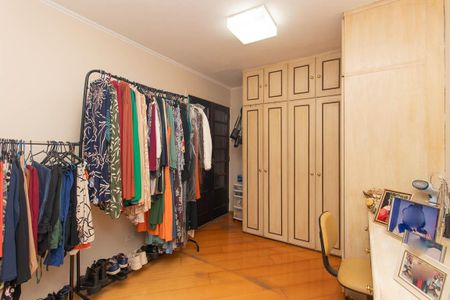 Casa à venda com 213m², 3 quartos e 5 vagasQuarto 1