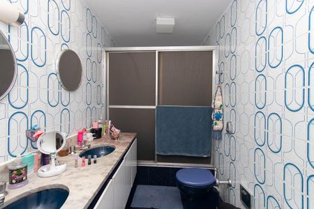 Casa à venda com 213m², 3 quartos e 5 vagasBanheiro Social