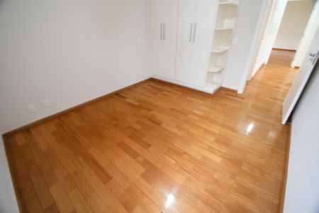 Casa de condomínio para alugar com 300m², 4 quartos e 6 vagasSuíte 4