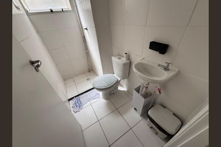 Apartamento para alugar com 48m², 2 quartos e sem vaga Apartamento para alugar com 48m², 2 quartos e sem vagaBanheiro