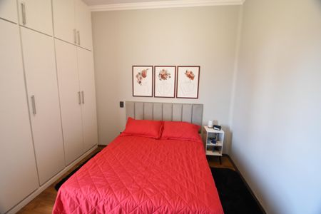 Quarto de apartamento à venda com 1 quarto, 65m² em Centro, Campinas