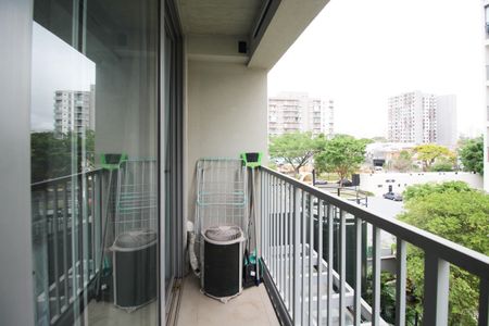 Varanda de kitnet/studio à venda com 1 quarto, 22m² em Indianópolis, São Paulo